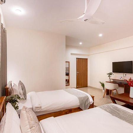 The Silver Chimes Suites Bangalore Esterno foto