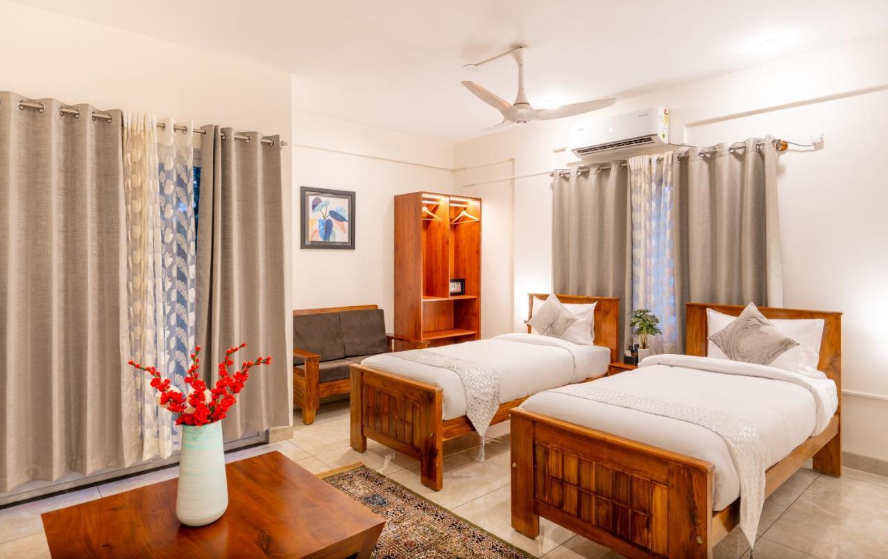 The Silver Chimes Suites Bangalore Esterno foto
