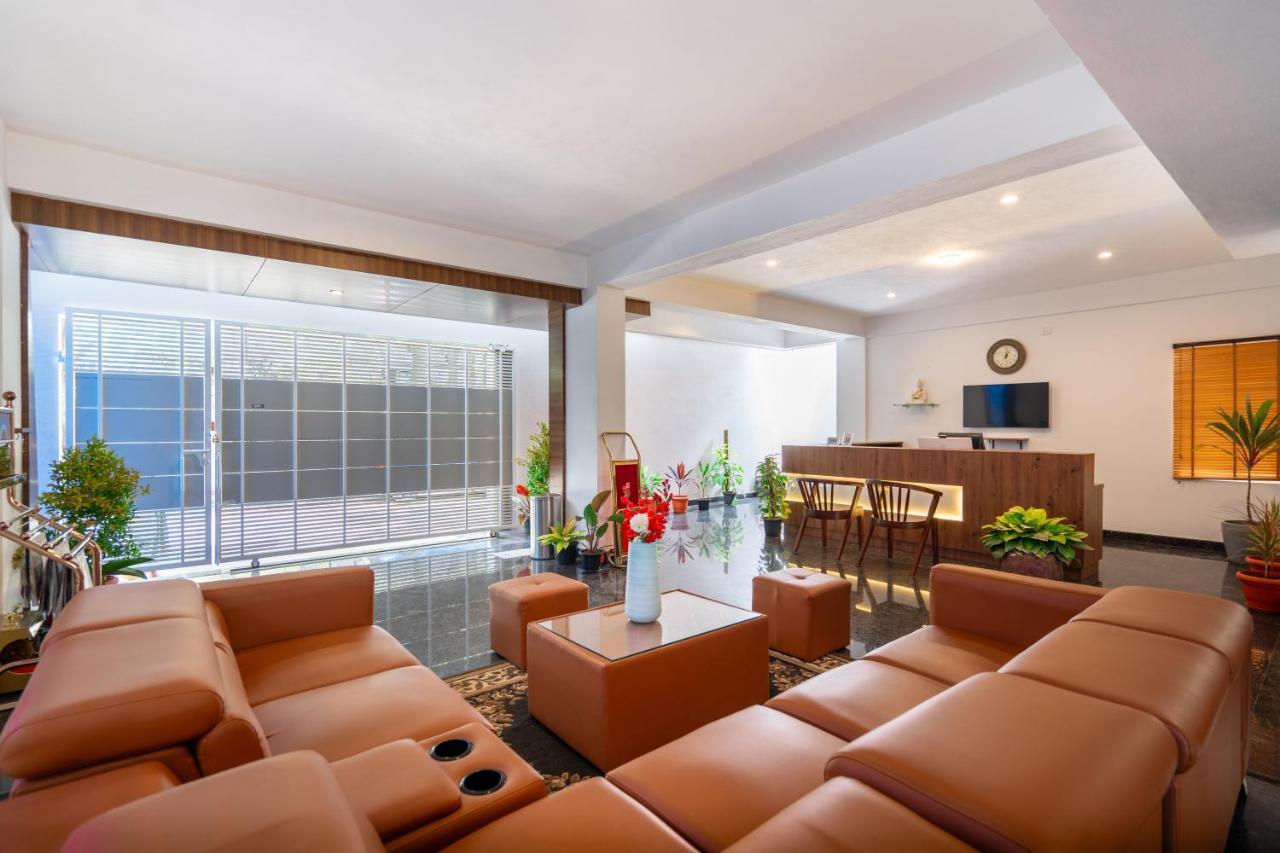 The Silver Chimes Suites Bangalore Esterno foto