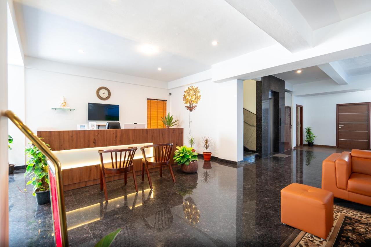 The Silver Chimes Suites Bangalore Esterno foto