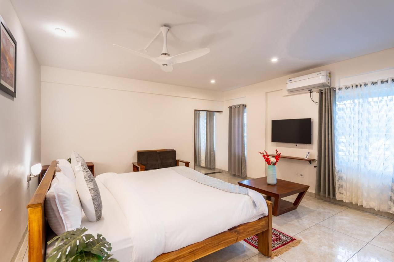 The Silver Chimes Suites Bangalore Esterno foto