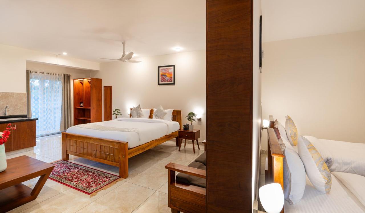The Silver Chimes Suites Bangalore Esterno foto