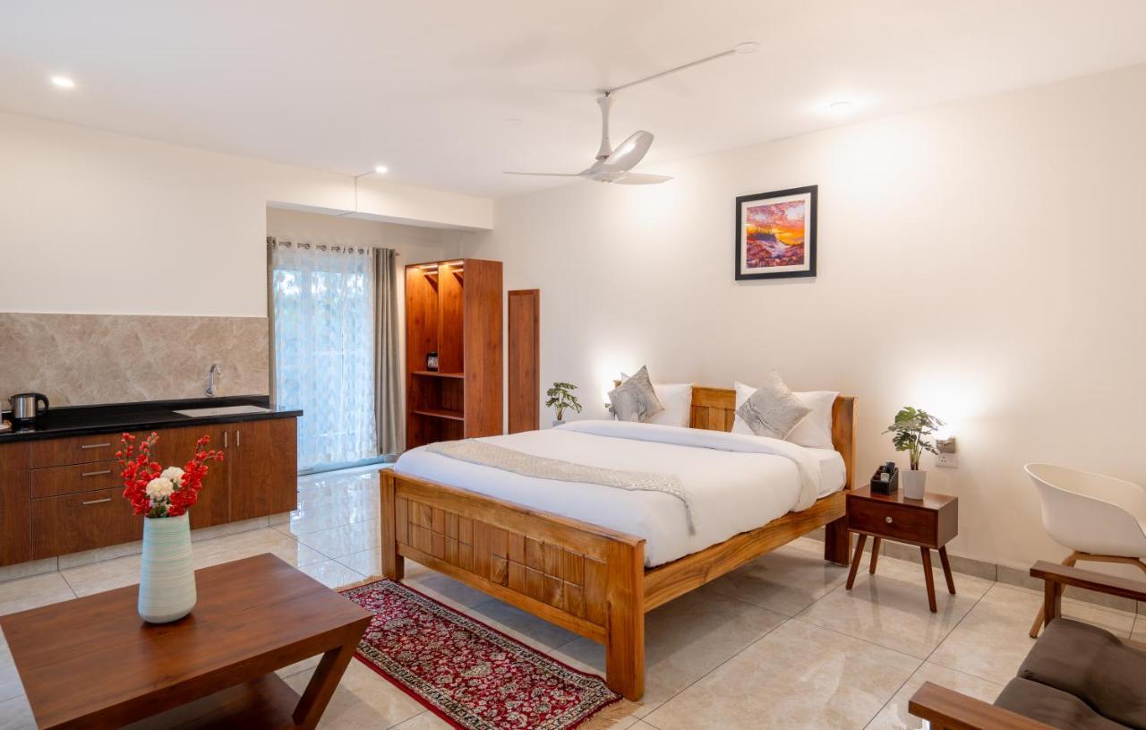 The Silver Chimes Suites Bangalore Esterno foto