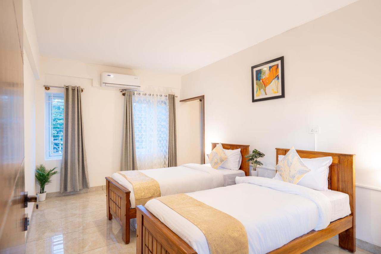 The Silver Chimes Suites Bangalore Esterno foto
